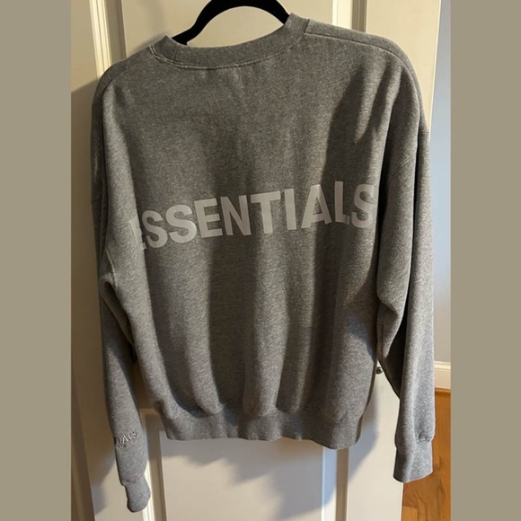 Fear Of God - FOG Essentials Crewneck Sweatshirt, Gray XS - Picture 2 of 5